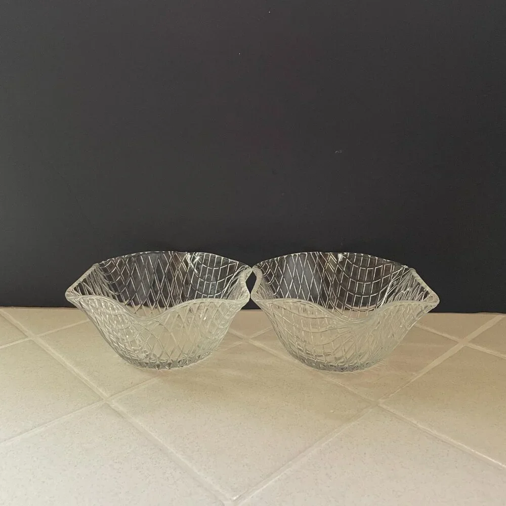 Set of 2 little cute glass candy bowls